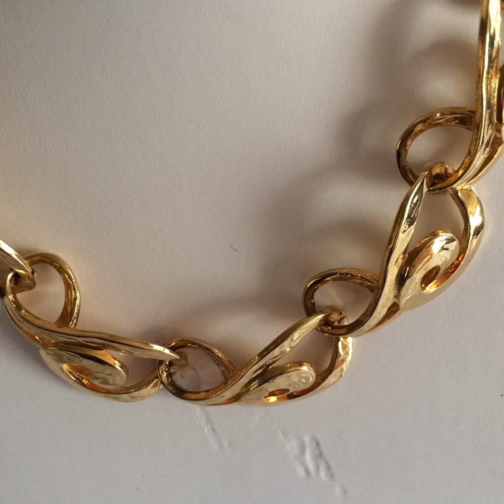 Gold Necklace‎ - Picture 2 of 5